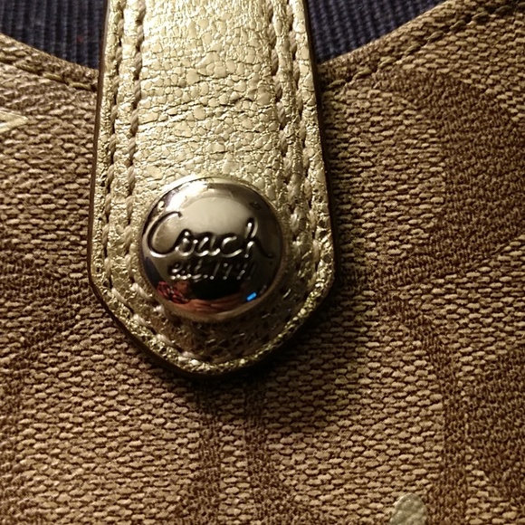 Coach Accessory - Picture 2 of 5